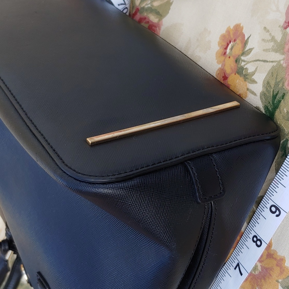 Tory Burch Saffiano Black Leather Dome Satchel Bag with Shoulder Strap - Picture 15 of 17